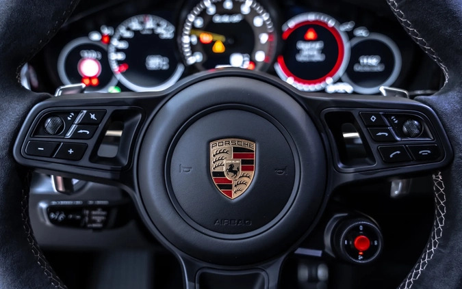 Porsche Cayenne cena 1199000 przebieg: 6900, rok produkcji 2023 z Lipsk małe 742
